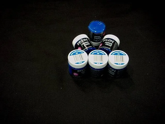 DYLON FABRIC PAINT (25ml) (DEFECT CLEARANCE)