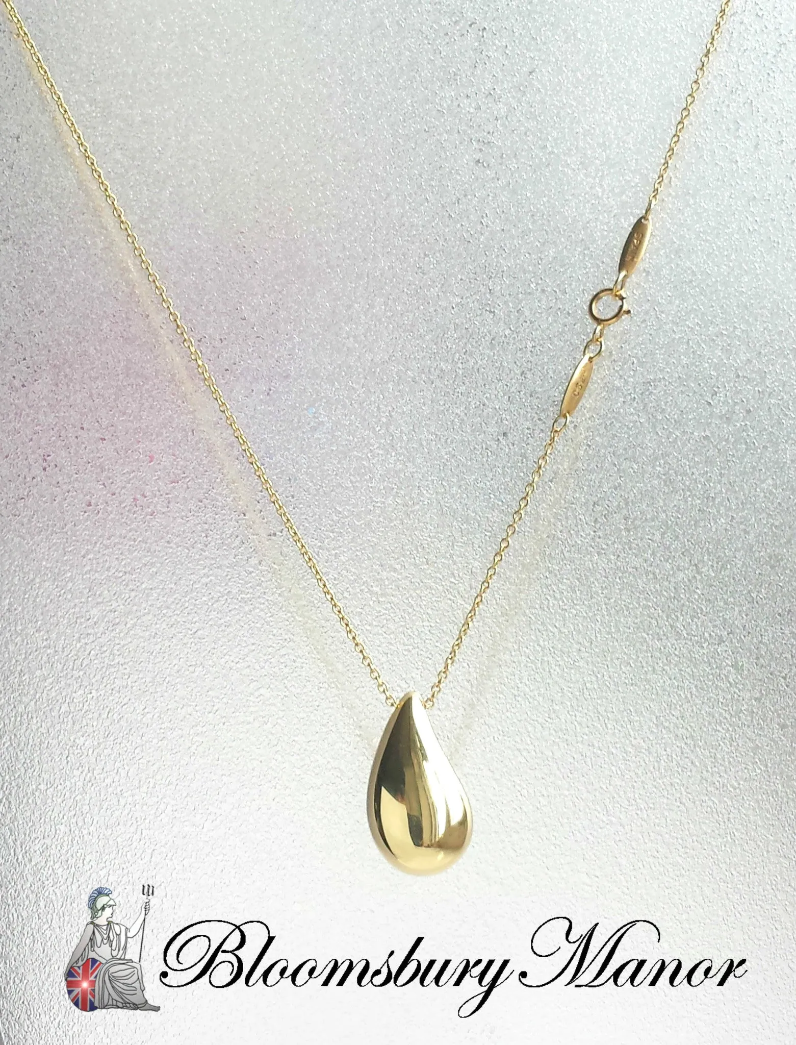 Tiffany & Co. Elsa Peretti Teardrop Pendant / Necklace in 18k Gold