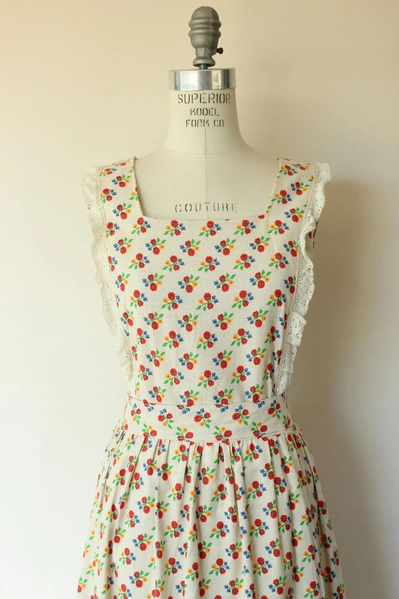 Vintage 1970s Floral Print Prairie Maxidress with Tie Belt